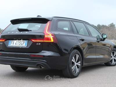 Volvo V60 2.0 D3 150cv *PELLE *RETROCAMERA Nero usata Monteroni di Lecce