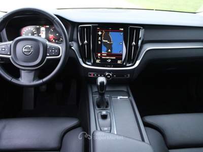 Volvo V60 2.0 D3 150cv *PELLE *RETROCAMERA Nero usata Monteroni di Lecce