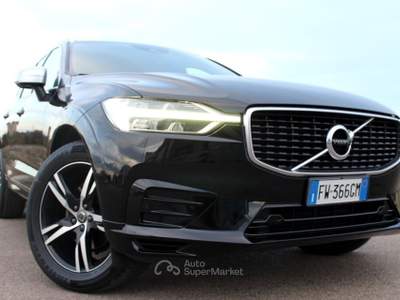 Volvo XC60 Aut. R-Design *SOLI 67.000 KM Nero usata Monteroni di Lecce