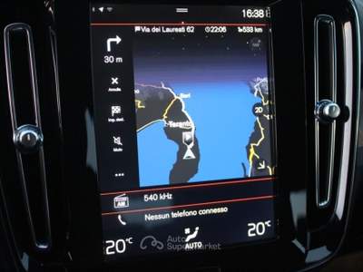 Volvo XC40 Aut. Inscription *CAMERA *PELLE Nero usata Monteroni di Lecce