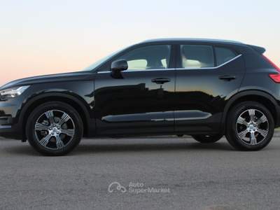 Volvo XC40 Aut. Inscription *CAMERA *PELLE Nero usata Monteroni di Lecce