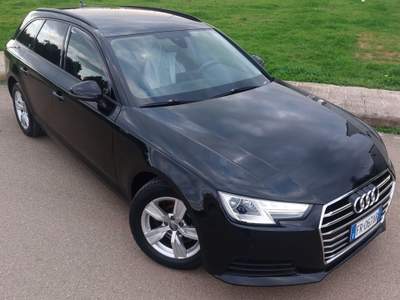 Audi A4 Avant 2.0 TDI 150 CV s-tronic Nero usata Monteroni di Lecce