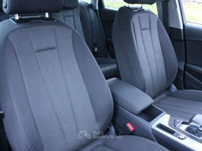 Audi A4 Avant 2.0 TDI 150 CV s-tronic Nero usata Monteroni di Lecce