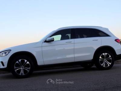 Mercedes-Benz GLC MERCEDES GLC 200 d 4Matic Aut *LED *Vetri Privacy Bianco usata Monteroni di Lecce