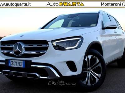 Mercedes-Benz GLC MERCEDES GLC 200 d 4Matic Aut *LED *Vetri Privacy Bianco usata Monteroni di Lecce