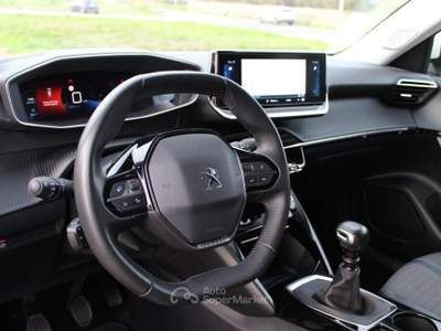 Peugeot 2008 1.5 BlueHDi 110 CV Allure *LED Bianco usata Monteroni di Lecce