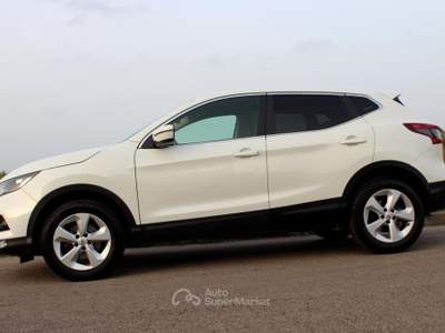 Nissan Qashqai 110 CV *Perlato *Camera Bianco usata Monteroni di Lecce
