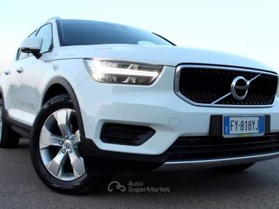 Volvo XC40 Geartronic 150 CV *FULL LED Bianco usata Monteroni di Lecce