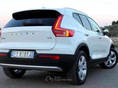 Volvo XC40 Geartronic 150 CV *FULL LED Bianco usata Monteroni di Lecce