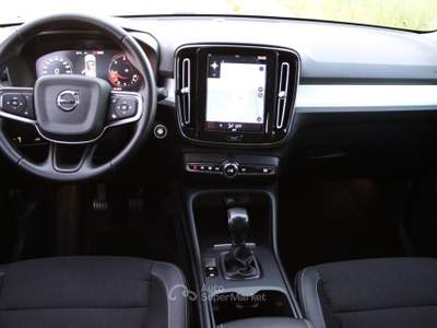Volvo XC40 Momentum *FULL LED *Carplay Grigio usata Monteroni di Lecce