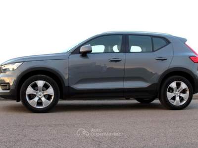 Volvo XC40 Momentum *FULL LED *Carplay Grigio usata Monteroni di Lecce