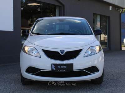 Lancia Ypsilon 5 porte GPL Ecochic Gold Bianco usata Città di Castello