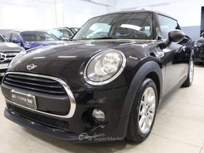 MINI One 1.5 One D "" PER NEOPATENTATI "" Nero usata Parma