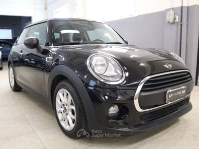 MINI One 1.5 One D "" PER NEOPATENTATI "" Nero usata Parma