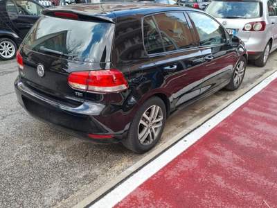Volkswagen Golf 2.0 tDI DPF 5p. Highline usata Ladispoli