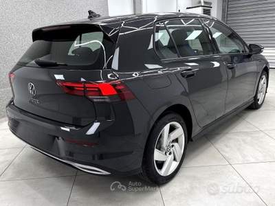 Volkswagen Golf Plug-In Hybrid DSG GTE usata Ladispoli