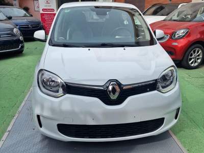 Renault Twingo limited usata Ladispoli