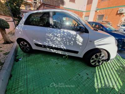 Renault Twingo Intens full usata Ladispoli