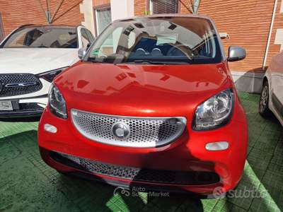 Smart ForFour 70 1.0 Passion NAVI usata Ladispoli