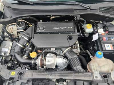 Fiat Punto Fiat Punto EVO 1.3 Mjt 75cv Emotion anno 2012 Bianco usata SAN MARTINO VALLE CAUDINA