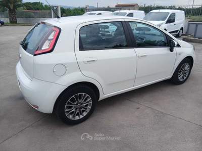 Fiat Punto Fiat Punto EVO 1.3 Mjt 75cv Emotion anno 2012 Bianco usata SAN MARTINO VALLE CAUDINA