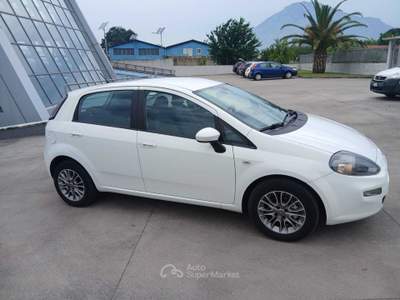 Fiat Punto Fiat Punto EVO 1.3 Mjt 75cv Emotion anno 2012 Bianco usata SAN MARTINO VALLE CAUDINA