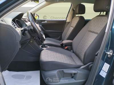 Volkswagen Tiguan Tiguan 2.0 TDI 150 CV SCR DSG Life Blu/Azzurro usata Prato