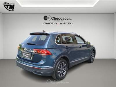 Volkswagen Tiguan Tiguan 2.0 TDI 150 CV SCR DSG Life Blu/Azzurro usata Prato