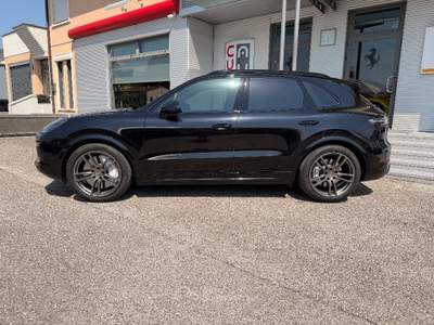 Porsche Cayenne 4.0 V8 Turbo Nero usata Marostica