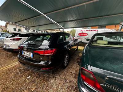 Audi A4 AUTO CHILOMETRATA MA PERFETTAMENTE FUNZIONANTE Nero usata Città di Castello