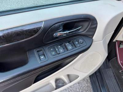 Lancia Voyager 2.8 Turbodiesel Platinum 163 CV MOTORE NUOVO! FULL Grigio usata Roma