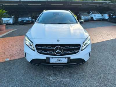 Mercedes-Benz GLA d Automatic Premium PREZZO REALE! CarPlay! CAM! Bianco usata Roma