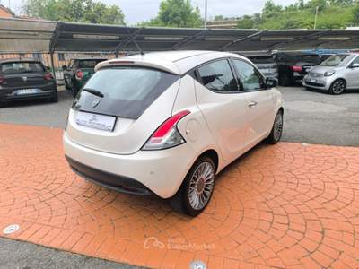 Lancia Ypsilon 0.9 TwinAir 85 CV 5 porte S&S Gold TAGLIANDATA! Bianco usata Roma