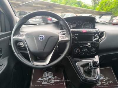 Lancia Ypsilon 0.9 TwinAir 85 CV 5 porte S&S Gold TAGLIANDATA! Bianco usata Roma
