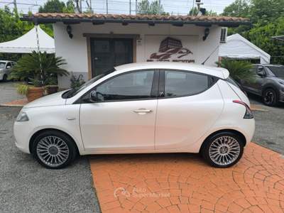 Lancia Ypsilon 0.9 TwinAir 85 CV 5 porte S&S Gold TAGLIANDATA! Bianco usata Roma