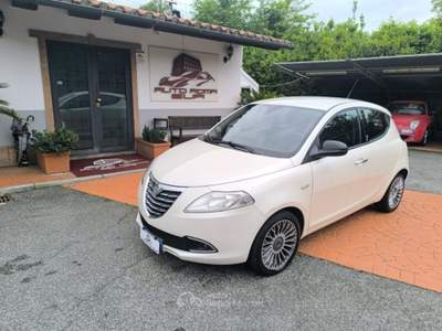 Lancia Ypsilon 0.9 TwinAir 85 CV 5 porte S&S Gold TAGLIANDATA! Bianco usata Roma