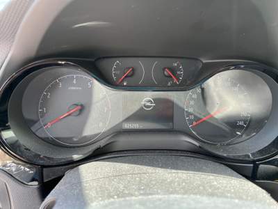 Opel Corsa Elegance Grigio usata Palma Campania