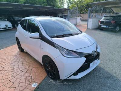 Toyota Aygo 1.0 VVT-i 69 CV 5 porte x-cool TSS PREZZO REALE! Bianco usata Roma