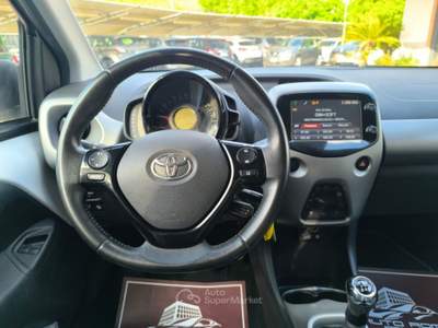 Toyota Aygo 1.0 VVT-i 69 CV 5 porte x-cool TSS PREZZO REALE! Bianco usata Roma
