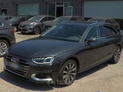 Audi A4 Avant 35 TDI/163 CV S tronic Business Advanced Grigio usata Botrugno