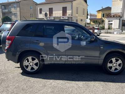 Suzuki Grand Vitara SUZUKI Grand Vitara 1.9 DDiS 5 porte Executive Grigio usata Foligno