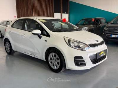 Kia Rio 1.1 CRDi 5p.OK NEOPATENTATI Bianco usata Rodigo