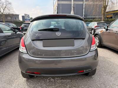 Lancia Ypsilon 1.3 MJT 16V 95 CV 5 porte S&S Platinum Grigio usata CALCINATO