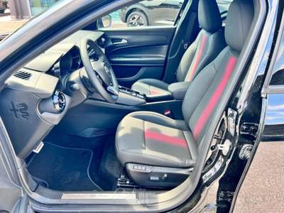 Alfa Romeo Junior 1.2 145 CV Hybrid eDCT6 Speciale Pack Techno Nero usata Pieve di Soligo