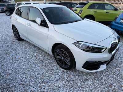 BMW Serie 1 120i Bmw 120 benzina cambio autom km23000 Bianco usata Montignoso