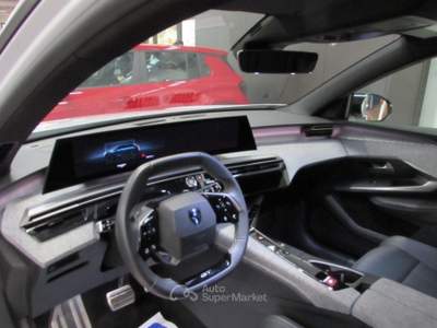 Peugeot 5008 Hybrid 136 e-DCS6 GT Bianco usata Rho