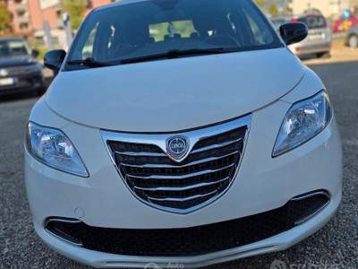 Lancia Ypsilon 5 porte S&S Silver usata PRATO