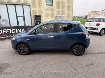 Lancia Ypsilon 1.0 FireFly  S&S Hybrid Silver Plus Blu/Azzurro usata Venezia