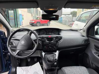 Lancia Ypsilon 1.0 FireFly  S&S Hybrid Silver Plus Blu/Azzurro usata Venezia