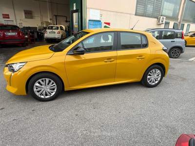 Peugeot 208 PureTech 75 Stop&Start 5 porte Active Giallo usata Venezia